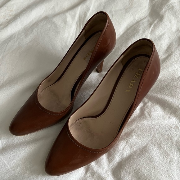 Prada Patent Brown Leather Pumps - Picture 2 of 7